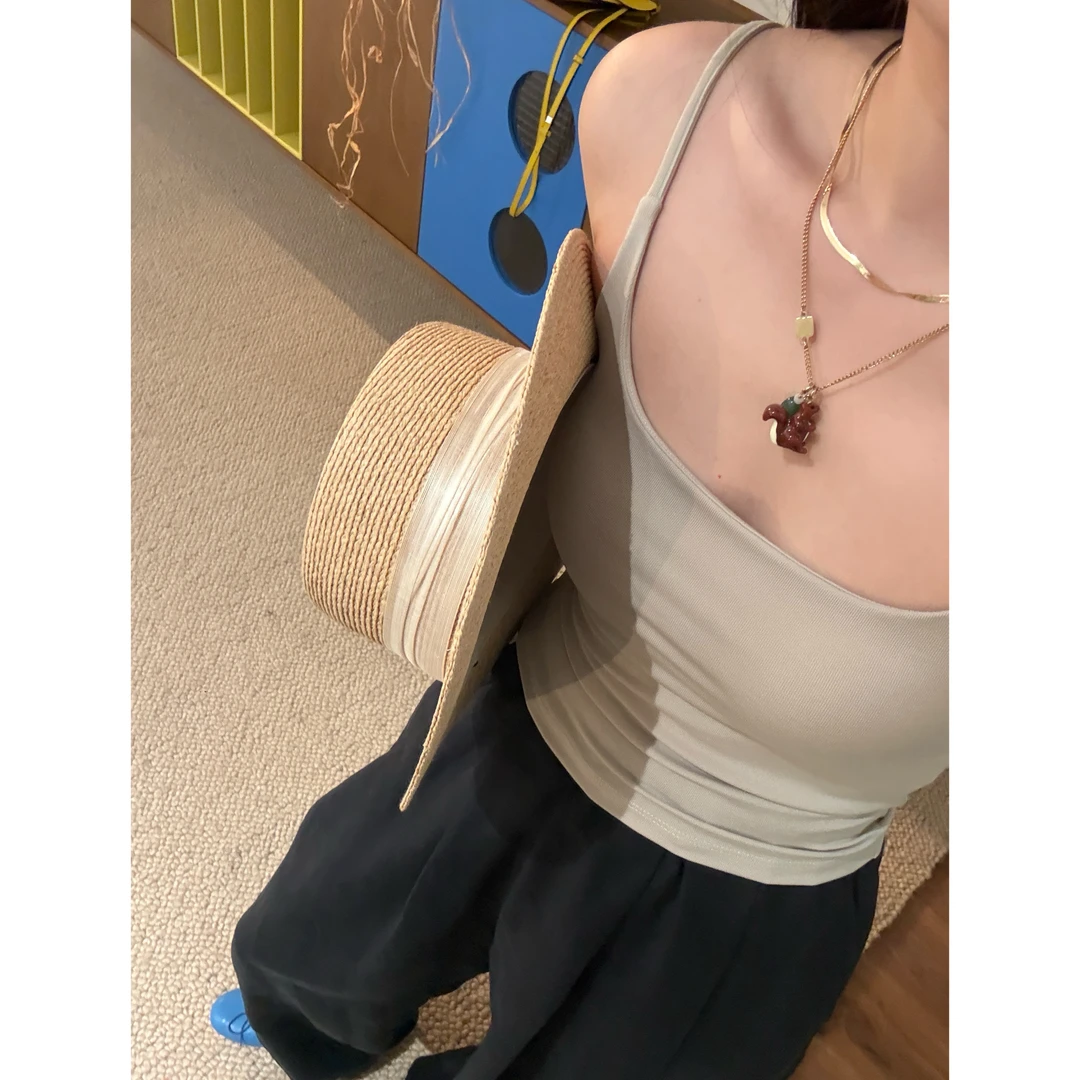 好好好好穿的美背 02877