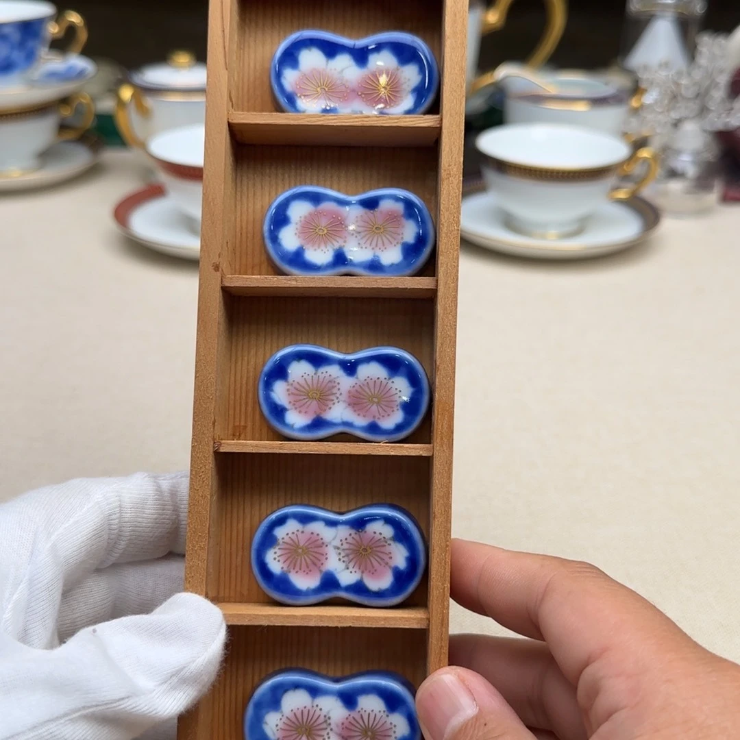 瓷片新号开播 点点关注