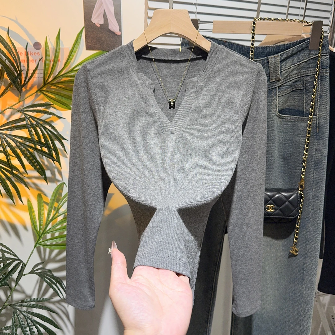 高级感半开襟深V领长袖t恤女秋修身打底衫高档次显瘦百搭针织上衣
