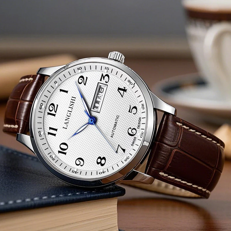 【专柜宠粉】男士经典白盘棕皮数字双日历时尚夜光手表潮腕表LL007