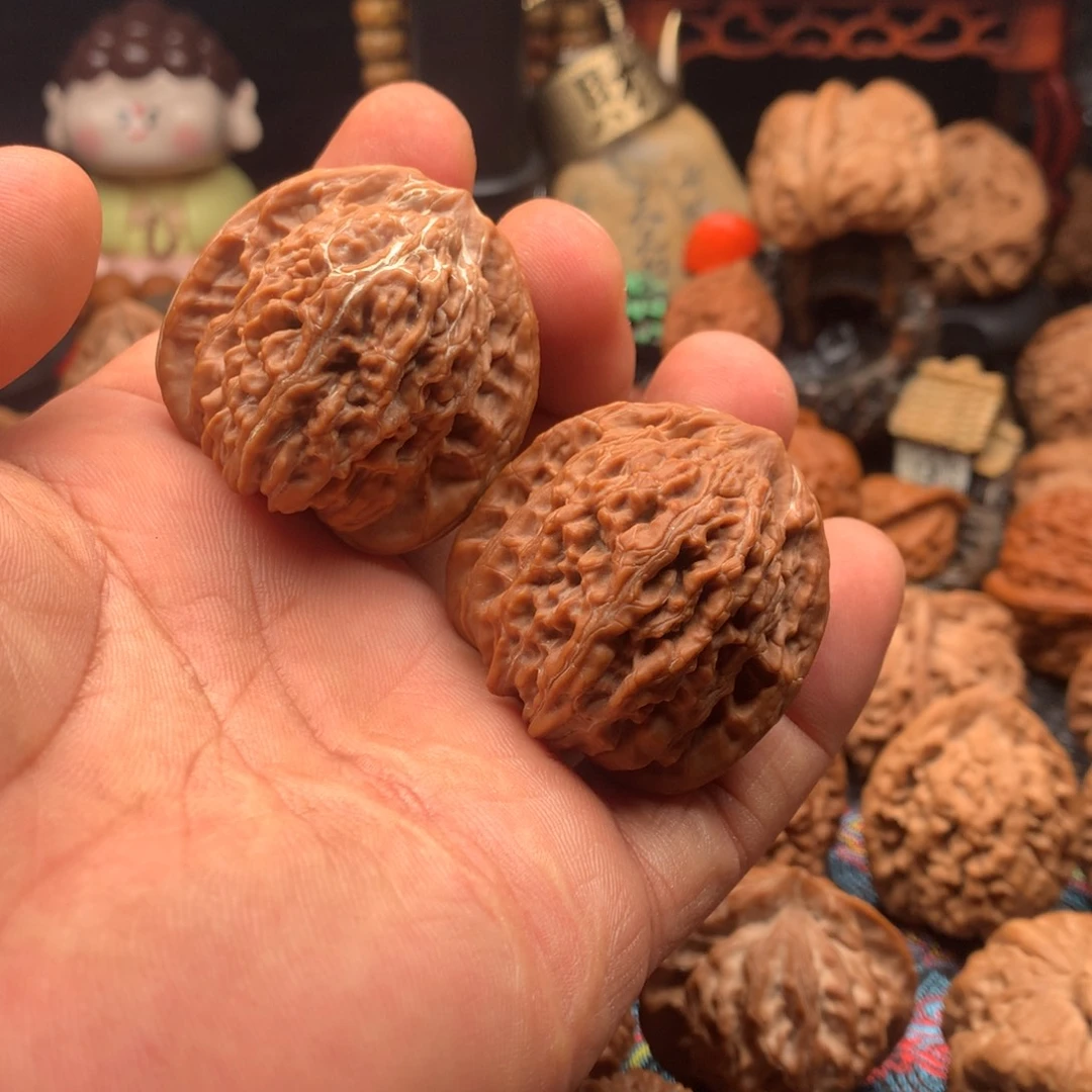 文玩核桃把件全品山地三角四座楼39