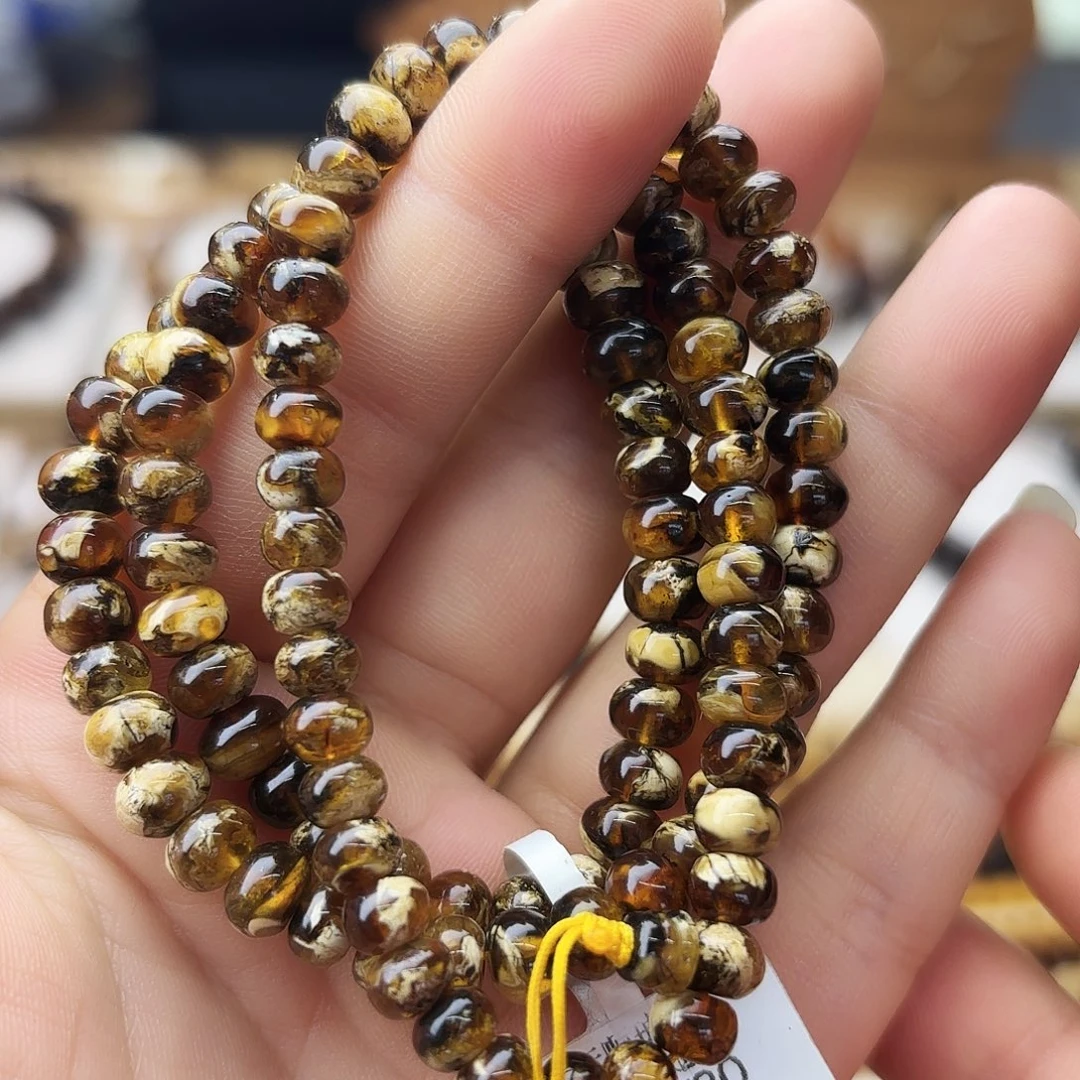 琥珀未镶嵌裸石六90410