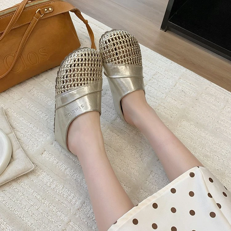 2025舒适时尚休闲百搭女式夏季软底网面复古英伦风包头拖