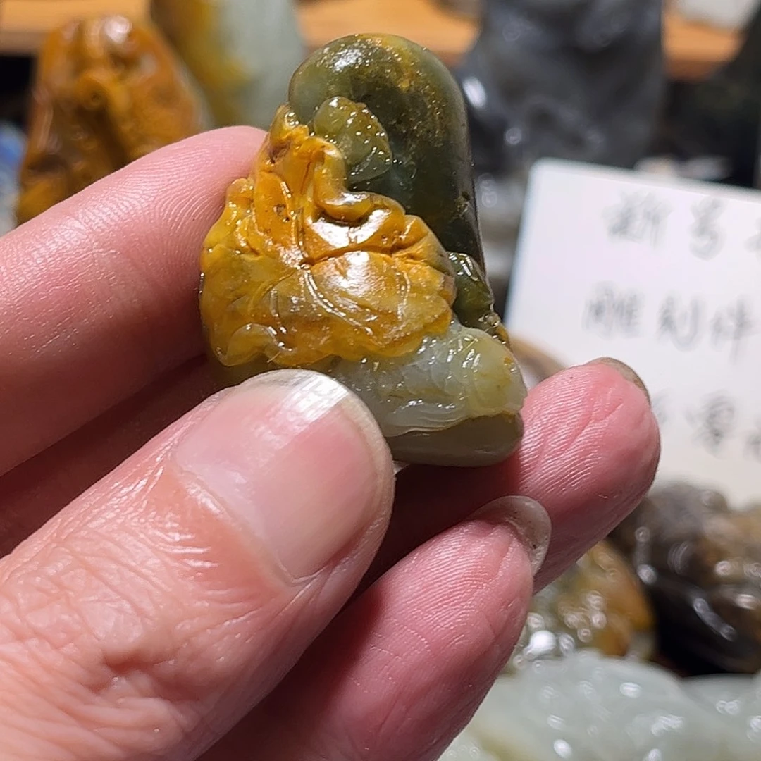 和田玉（子料）未镶嵌车挂旺*龙