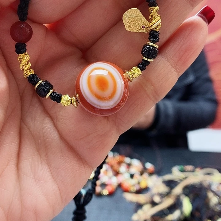 玛瑙/玉髓颈饰合金