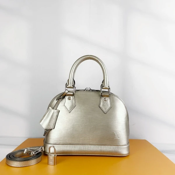 路易威登/包包/95新/市场价15200/250910zb0019