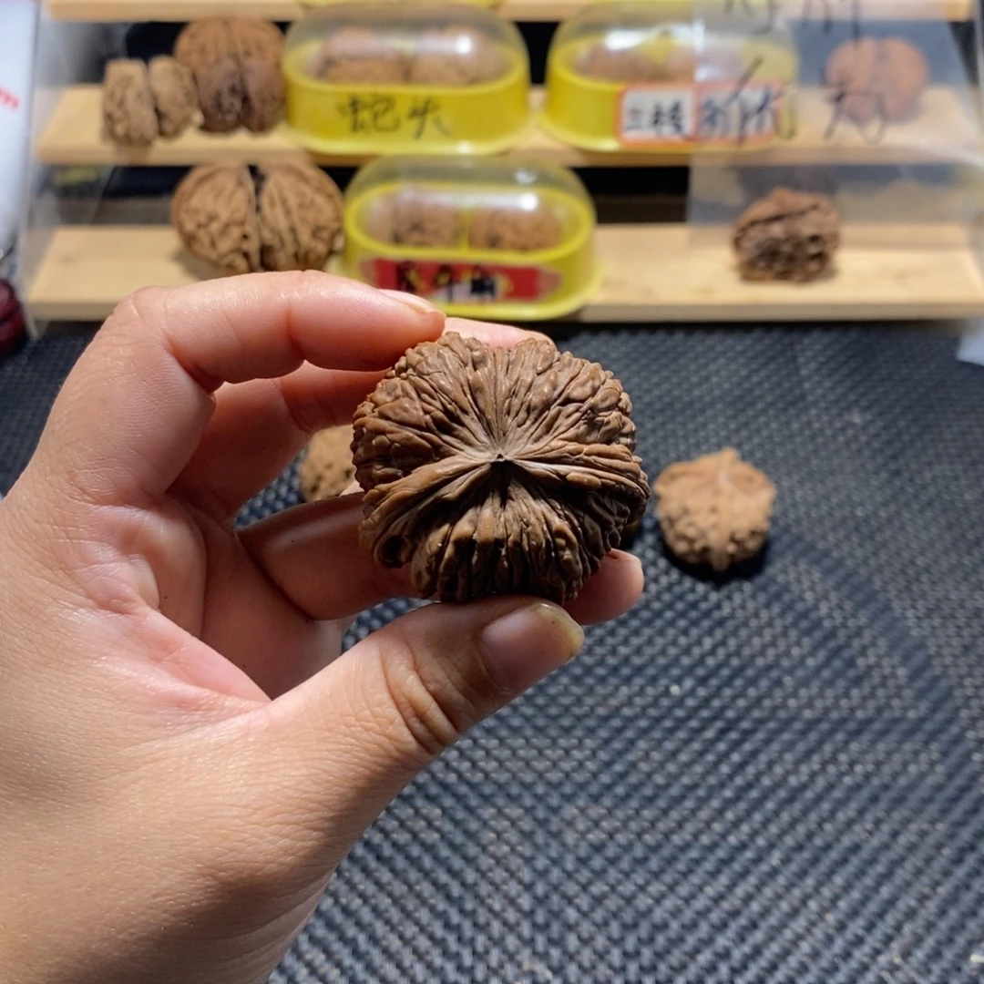 用***5吊坠文玩核桃核桃异形