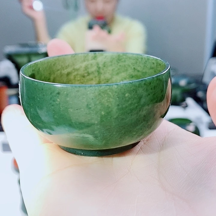 和田玉未镶嵌把件