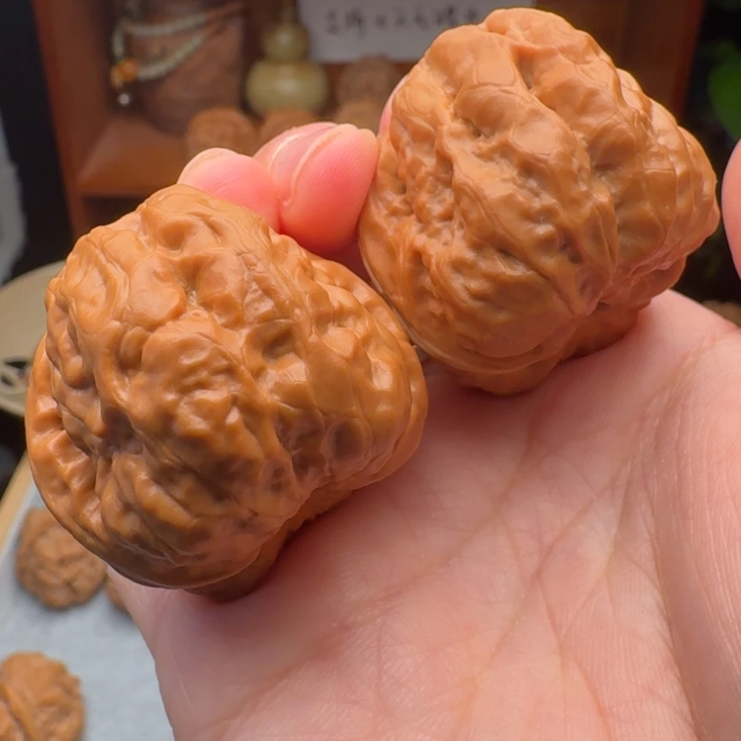 文玩核桃闪购蛤蟆36