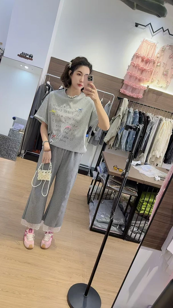2025夏季韩版时尚百搭圆领字母蝴蝶结宽松显瘦灰色短袖T恤女潮