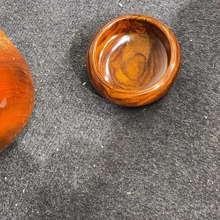 *****黄花梨盘一个漂亮