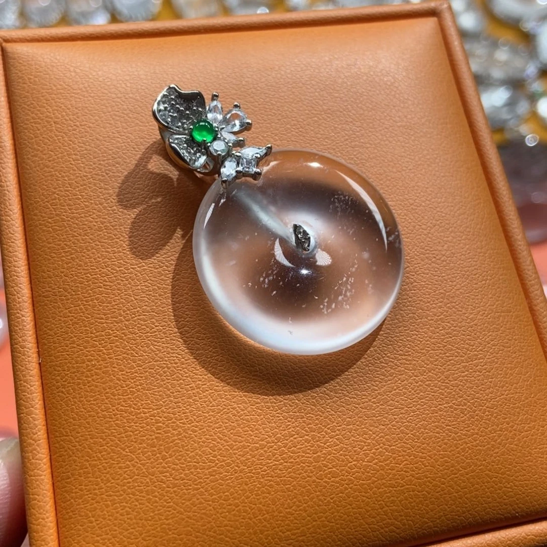 多***乐石英质玉吊坠银S925镶嵌