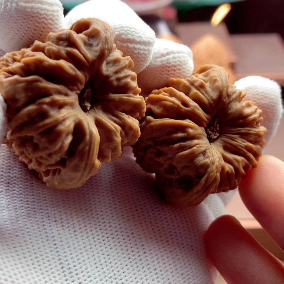 文玩核桃把件拉丝大深凹39.6尺41.5克