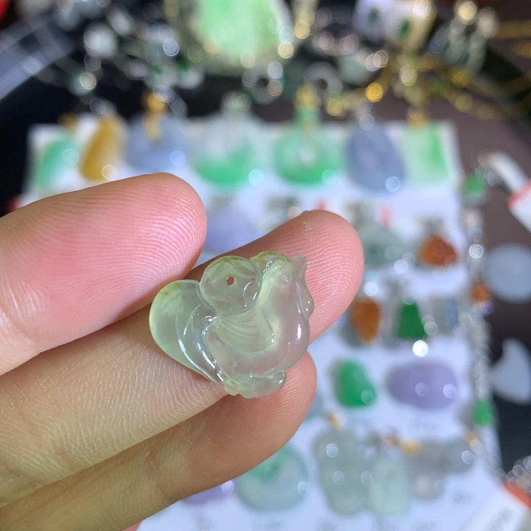 裸石翡翠冰种有钱鸡