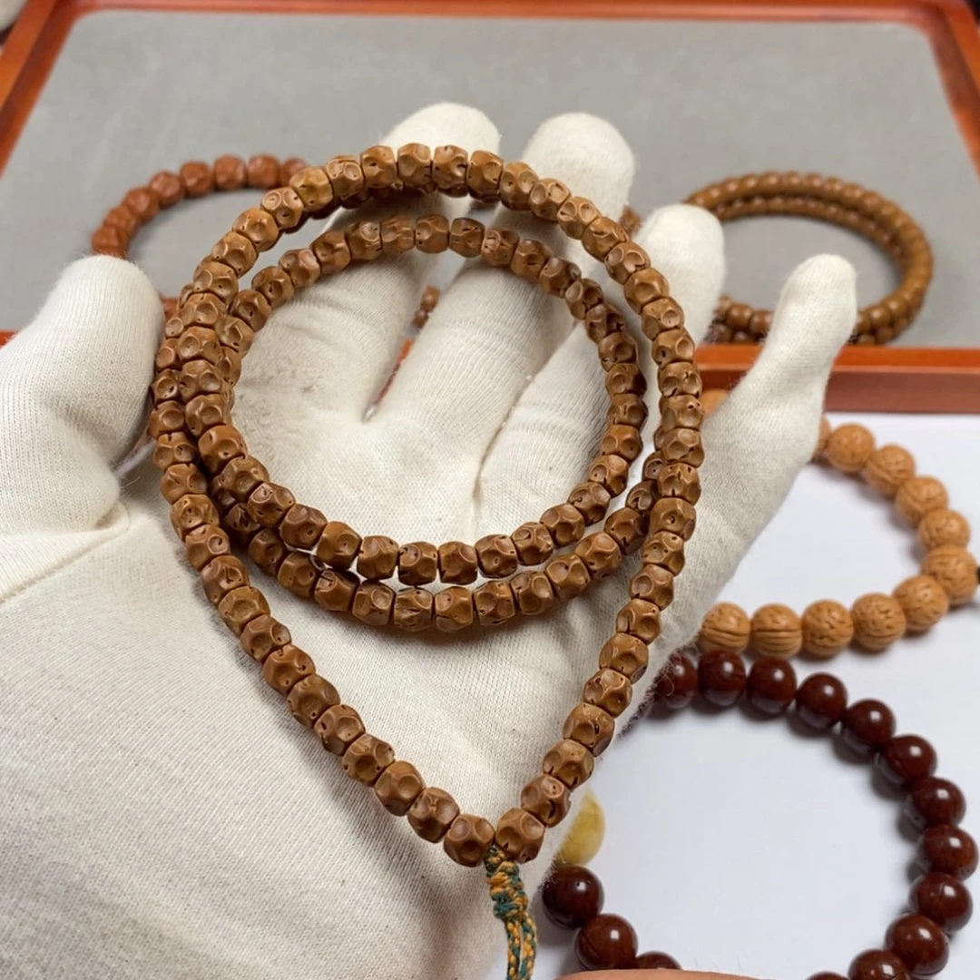 桃核手串0.700000000008