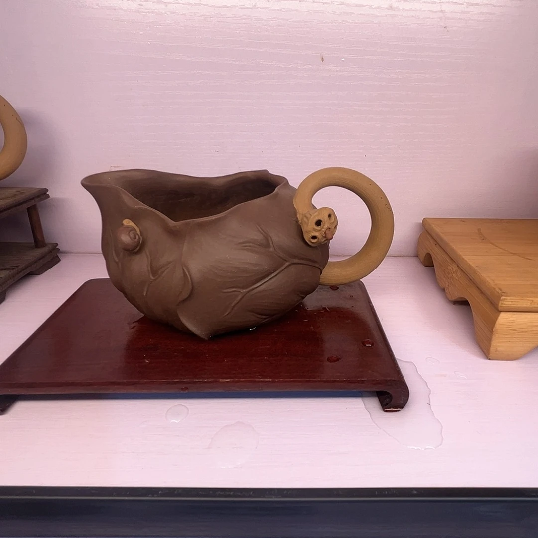 紫砂茶宠荷叶莲子公杯