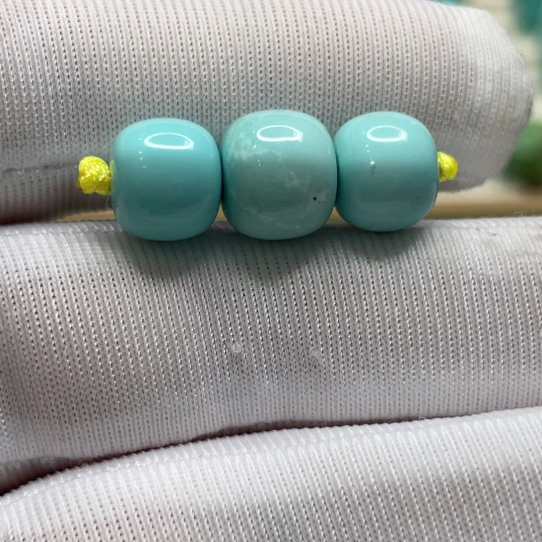 未镶嵌绿松石颈饰