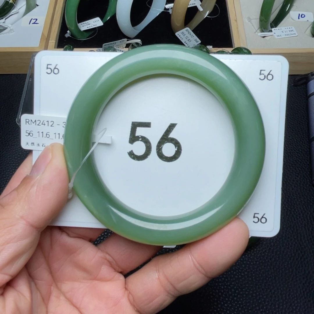 和田玉手镯未镶嵌溶*