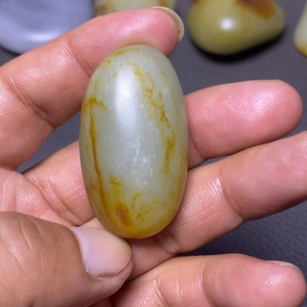 和田玉（糖玉）未镶嵌挂件