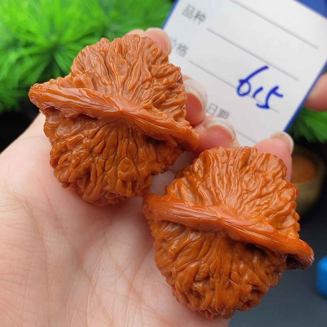 文玩核桃把件43红狮子615