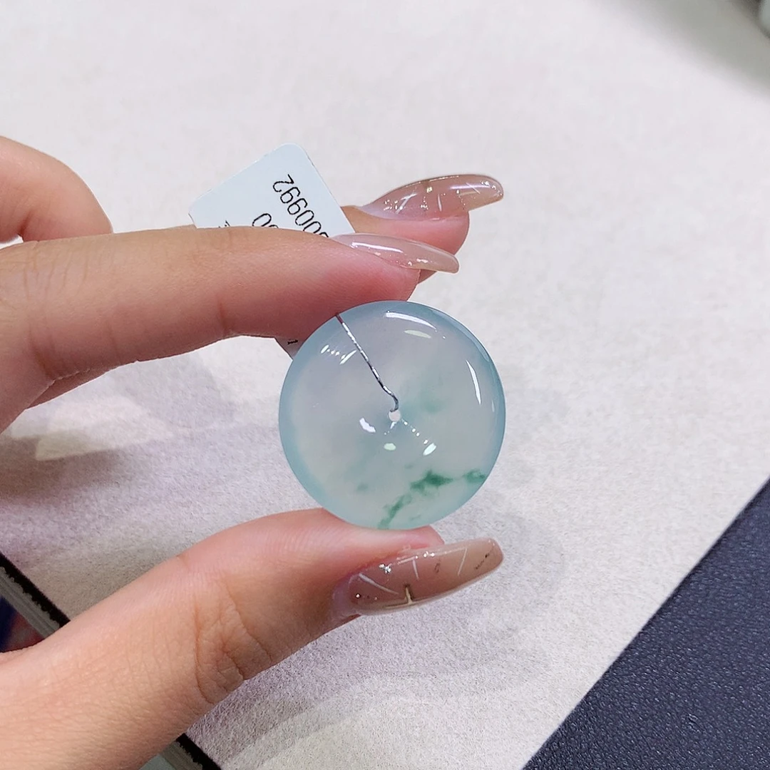 翡翠未镶嵌吊坠(不含链)25.3-5.8