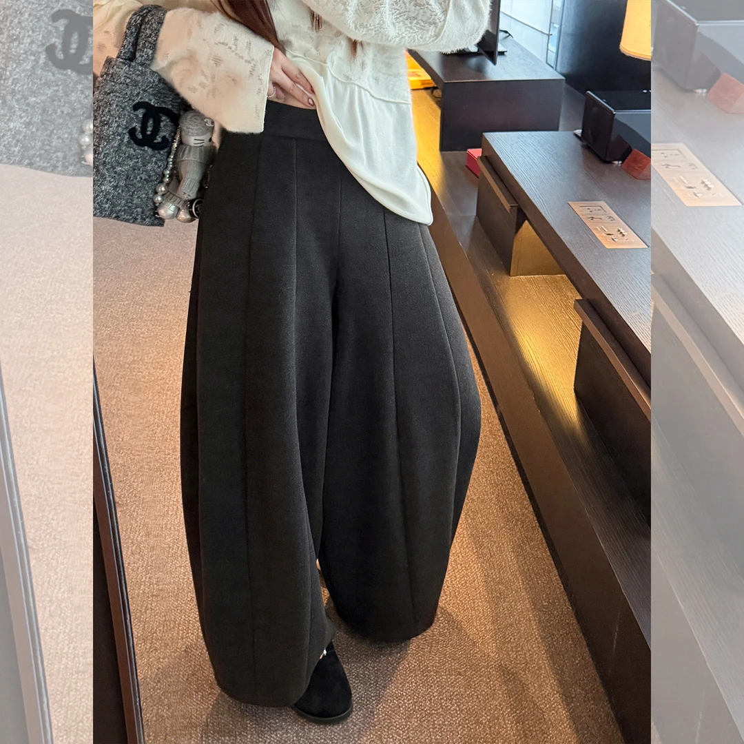 张涩涩“时髦笔记" 冬季的潇洒风度！灰色羊毛加厚镰刀阔腿裤