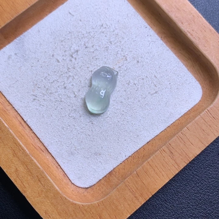 冰底精品花生小吊坠