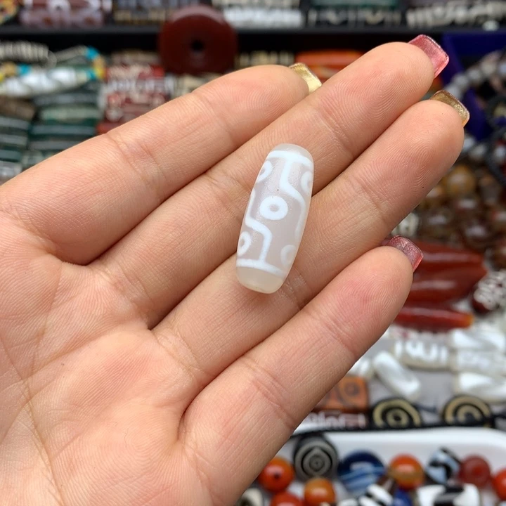 玛瑙/玉髓未镶嵌吊坠(赠链)