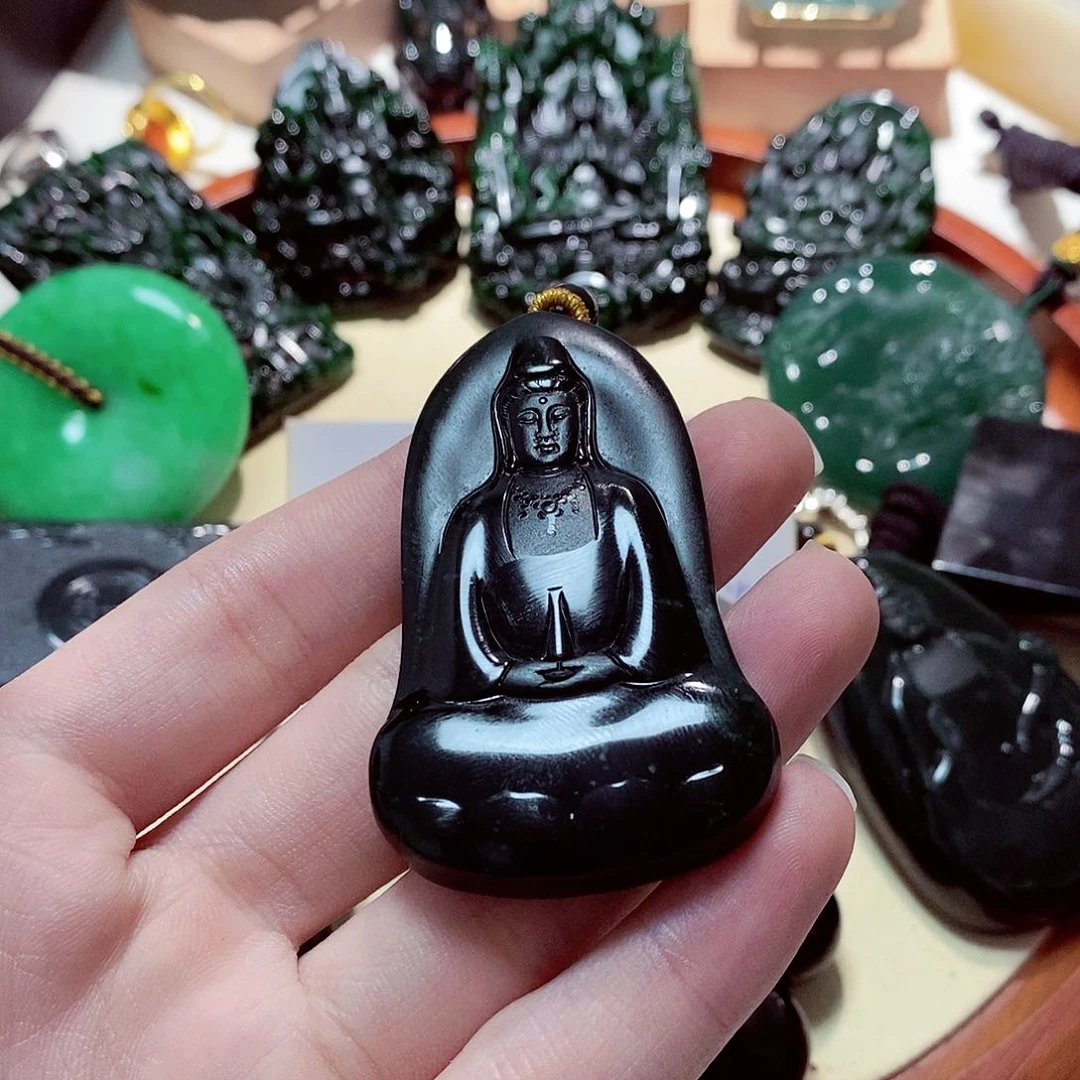 翡翠颈饰未镶嵌翡翠a