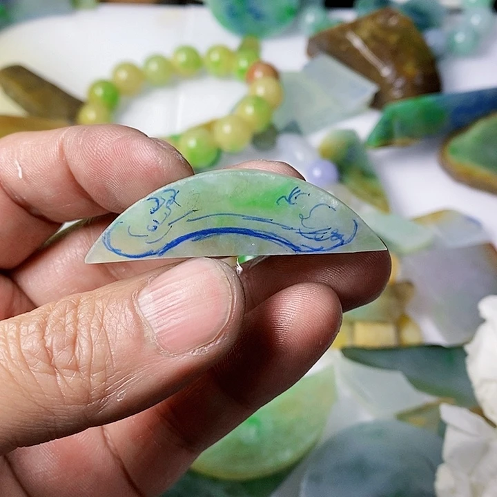 瞅***啥翡翠散珠天然翡翠A货