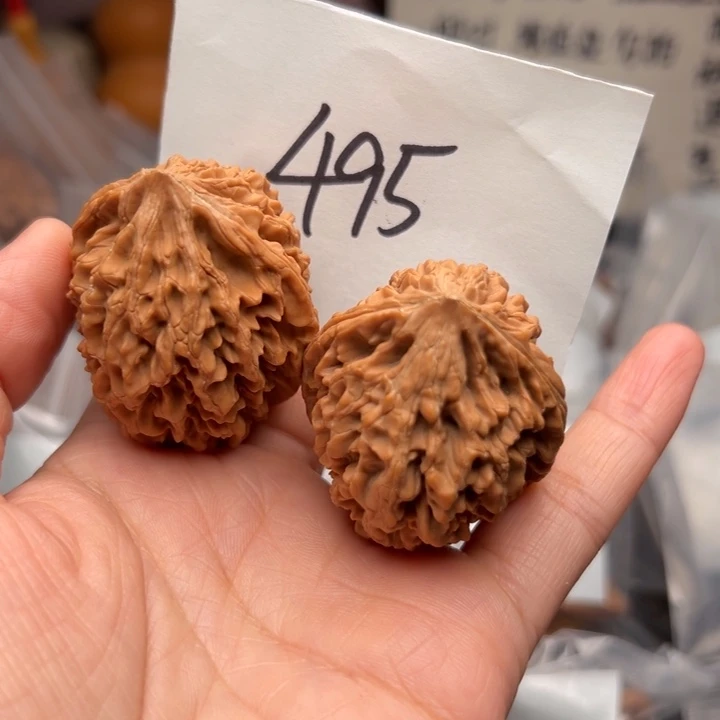 核桃40尺寸招财鼠