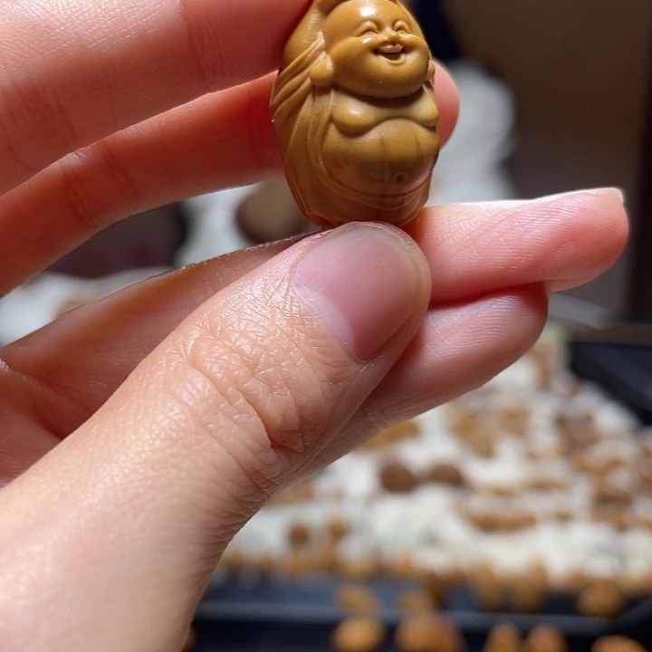 吊坠橄榄核橄榄 米勒