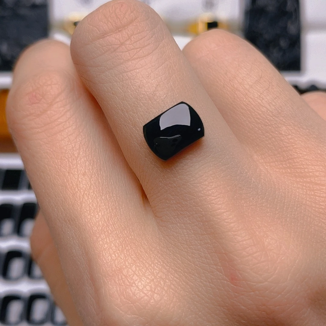 翡翠未镶嵌戒指戒面