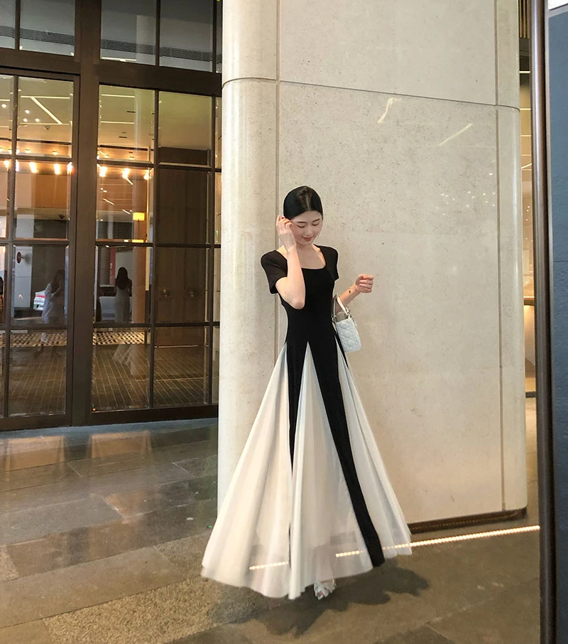 法式网纱拼接复古方领小黑裙夏季短袖设计感显瘦连衣裙大摆纱长裙