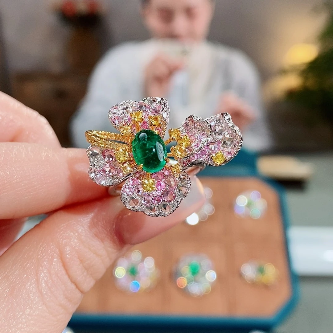 祖母绿戒指18K金镶嵌1.04ct哥伦比亚