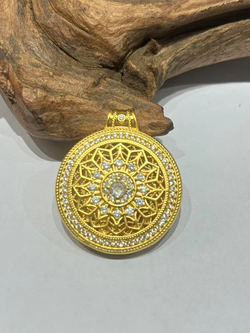 曼总专属-太阳花罗盘吊坠