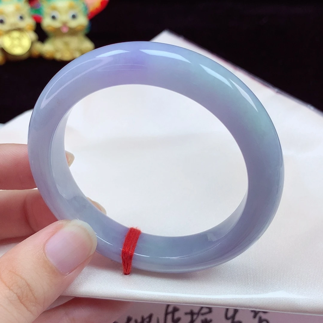 翡翠手镯未镶嵌天然