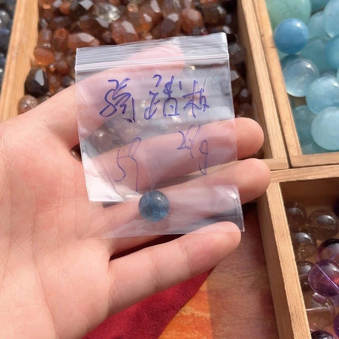 水晶半成品未镶嵌骑****?