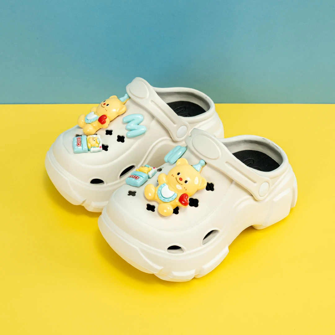 新款卡通M兔子EVA洞洞鞋夏季外穿百搭男女童软底防滑凉拖鞋