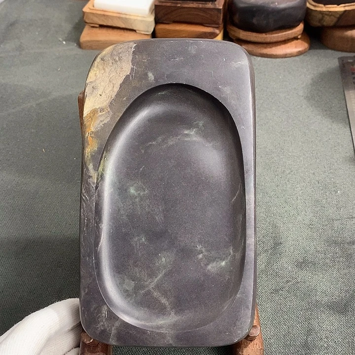 广东肇庆原石端砚