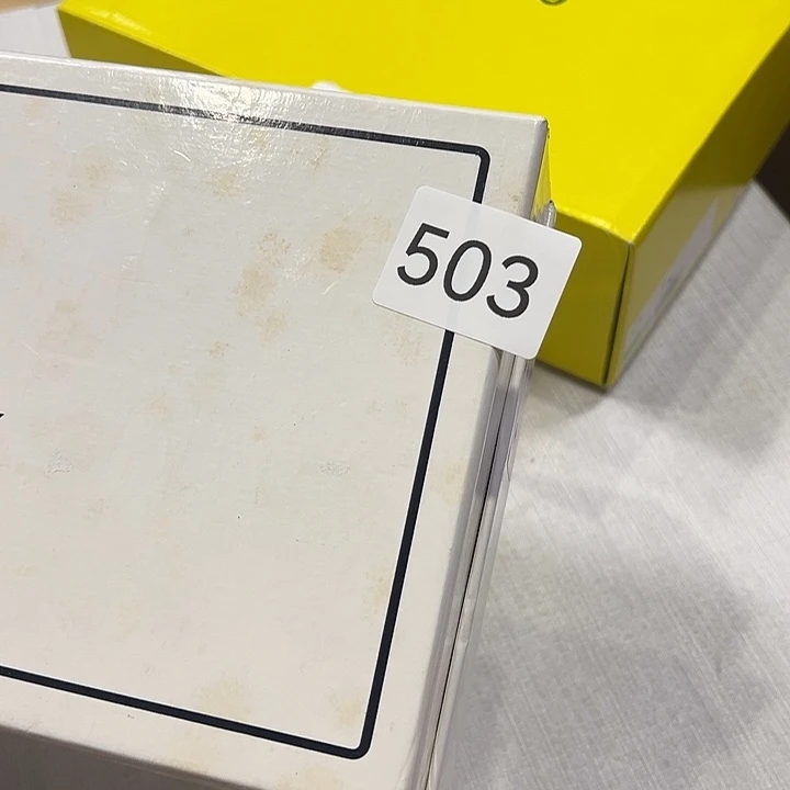 ****‍中古物品 默认微瑕 no退no换