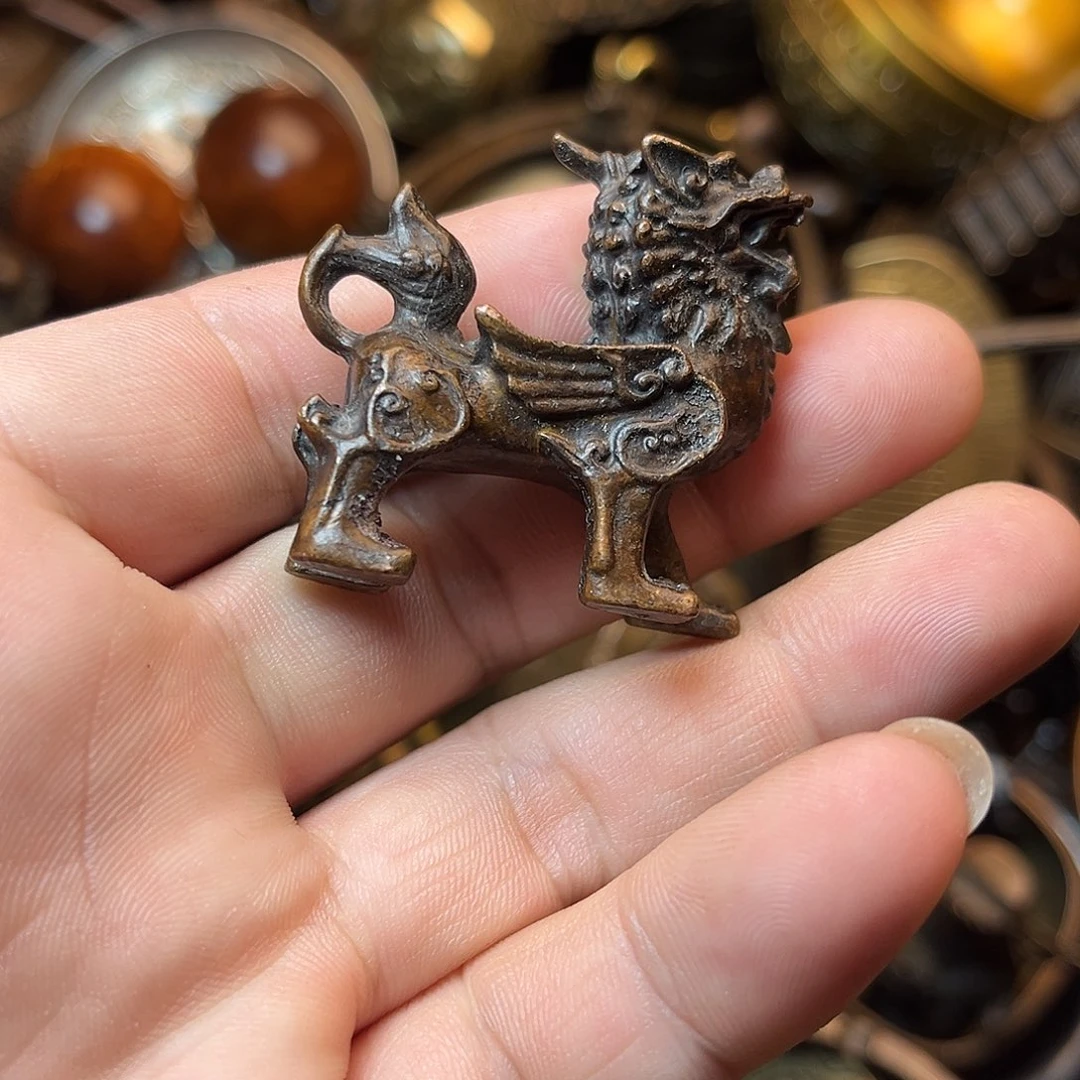 精美铜器工艺品等