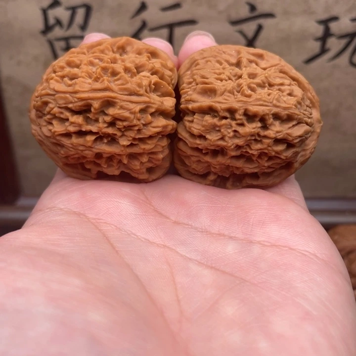 文玩核桃把件41南疆石三角