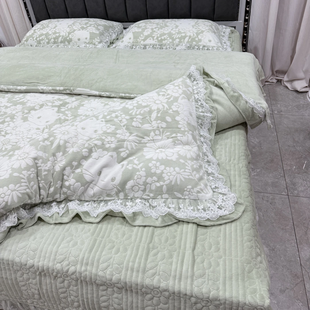 满满爱家纺 牛奶绒床盖四件套不跑被不静电