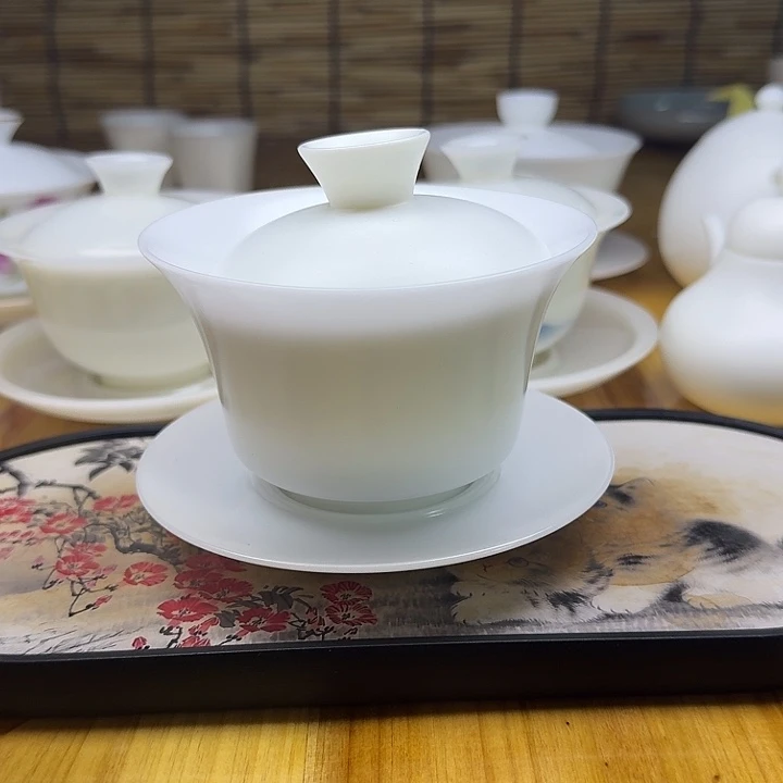 瓷素烧三才马蹄盖碗