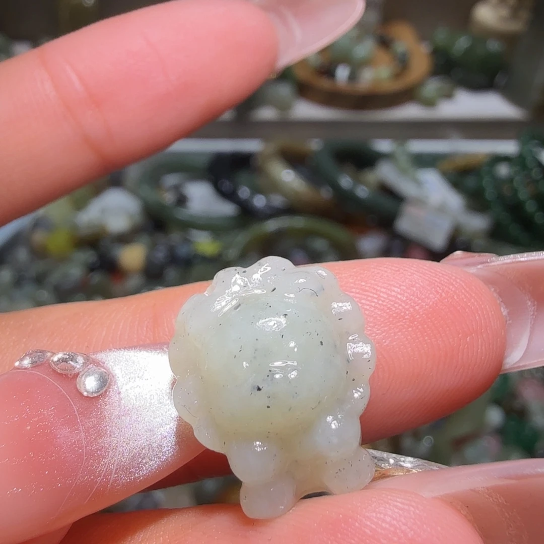 和田玉未镶嵌珠宝奇石