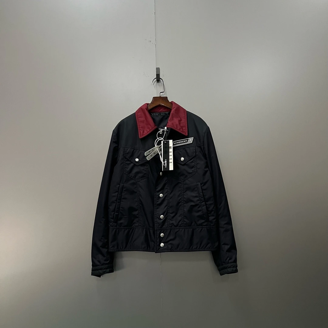 95新 Givenchy/纪梵希 （bb）黑红拼接贴标logo夹克 46码/004634