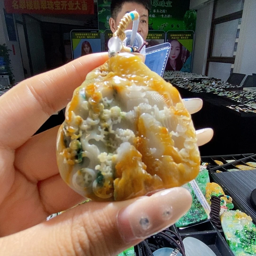 颈饰未镶嵌翡翠翡翠