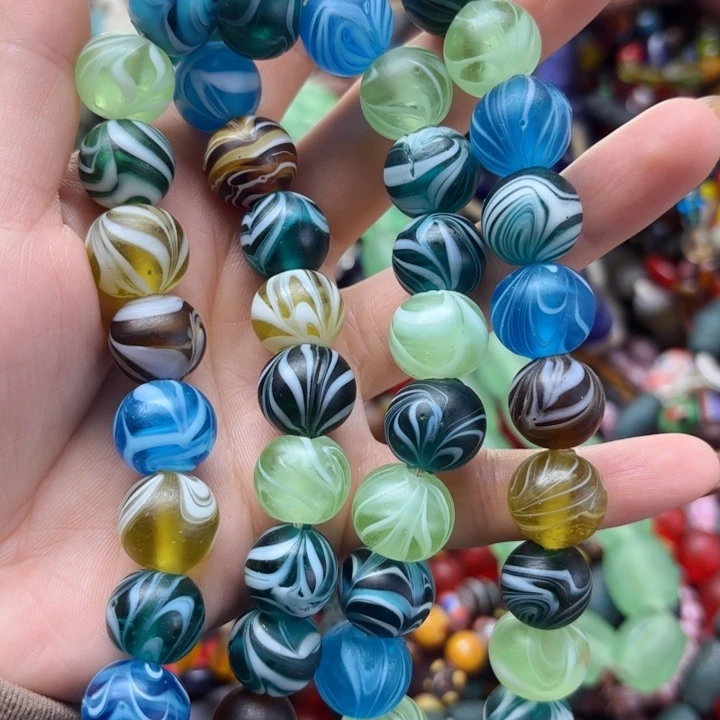 颈饰琉璃琉璃琉璃多宝色凤尾