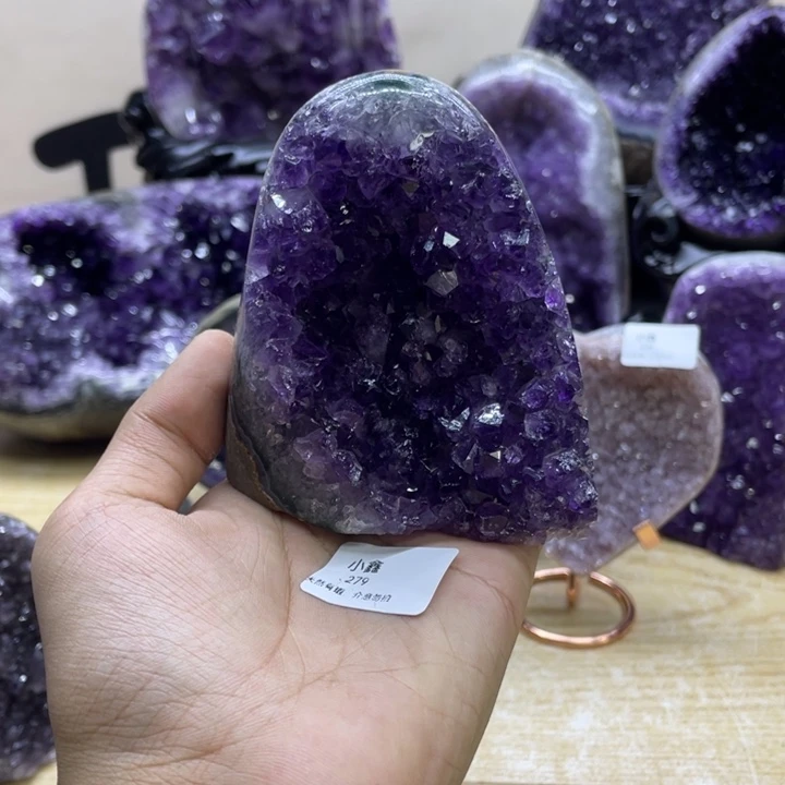 未镶嵌大型摆件（非配饰）紫晶
